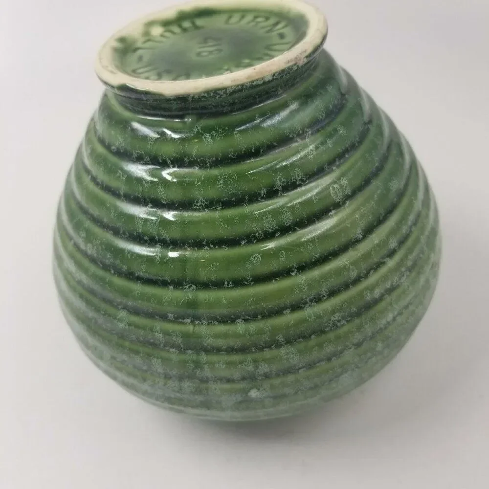Hull Art Pottery Vintage Hull Beehive Planter 418 Urn Vase Green USA
